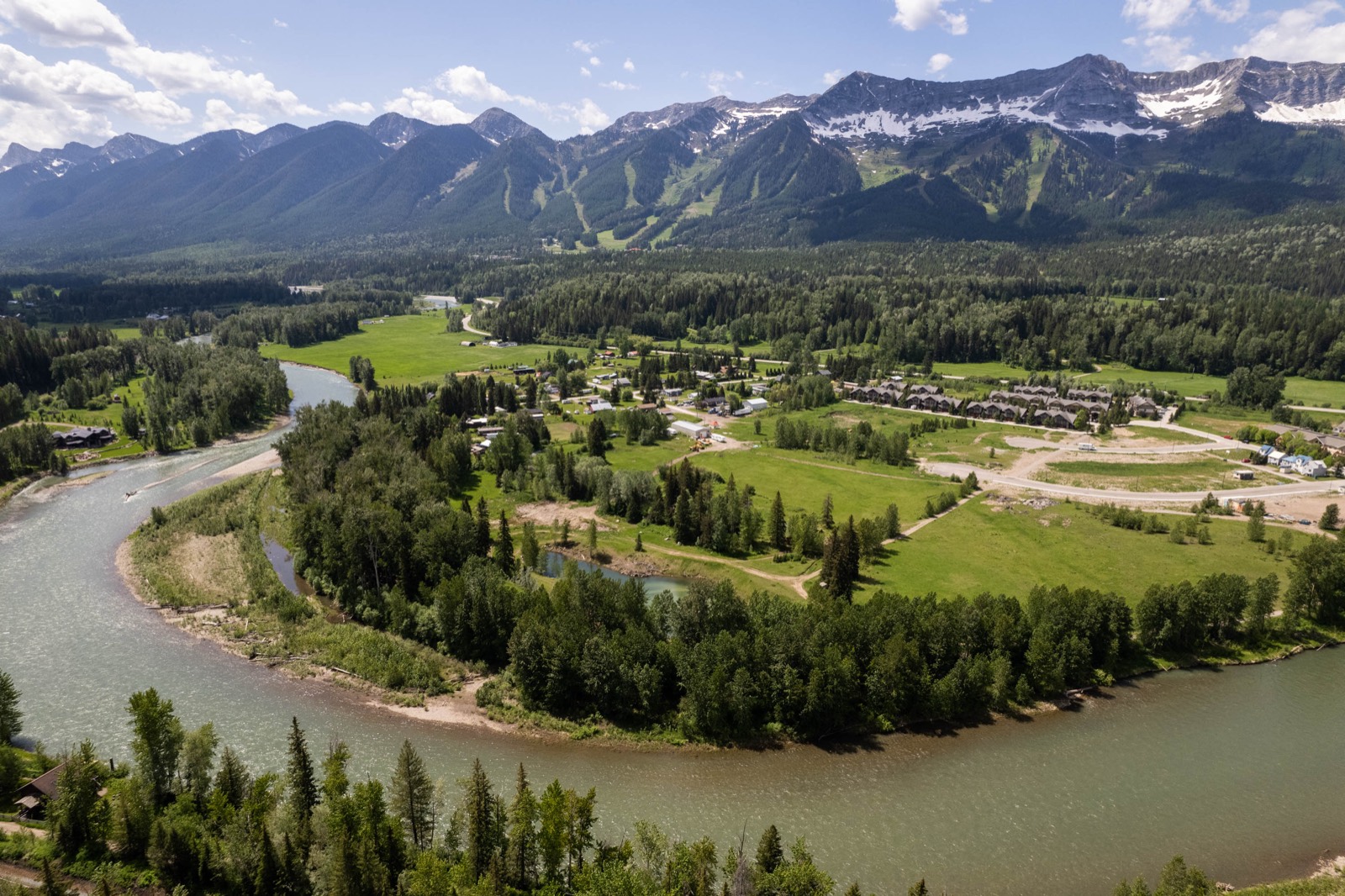 15 Rivermount Place, Fernie