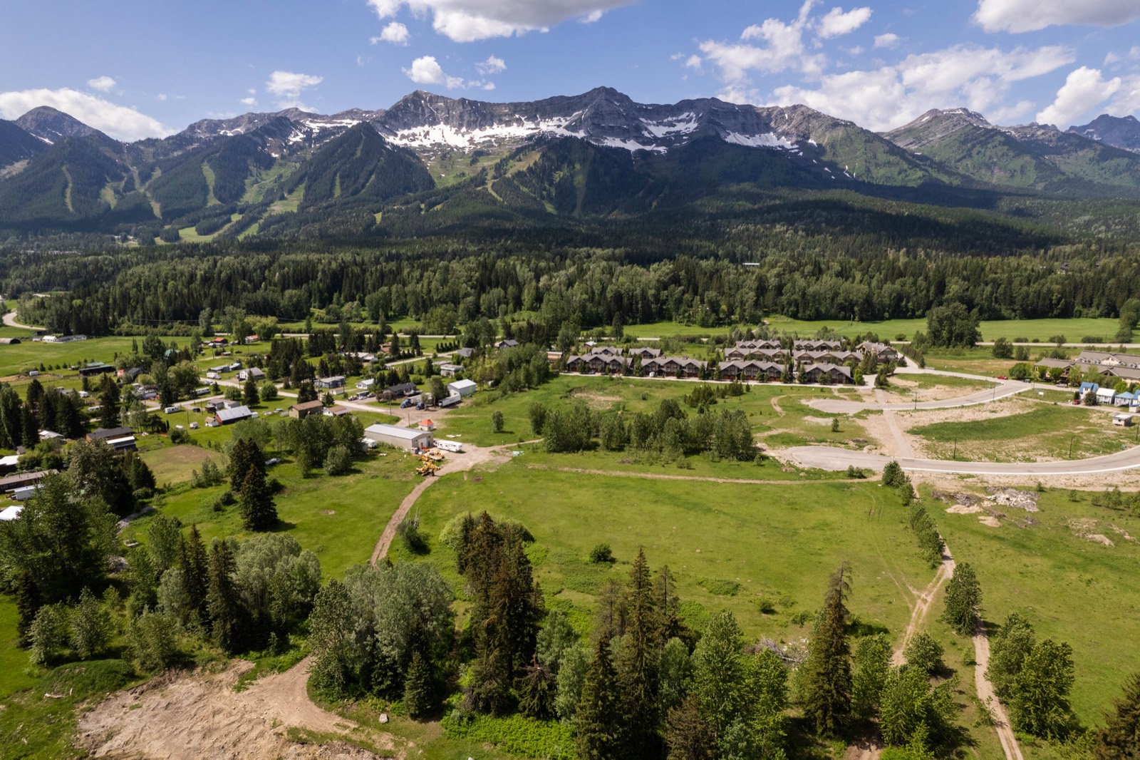 1403 Riverside Way, Fernie